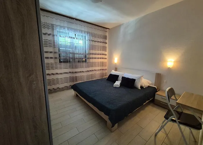 Apartments Margareta & Ena